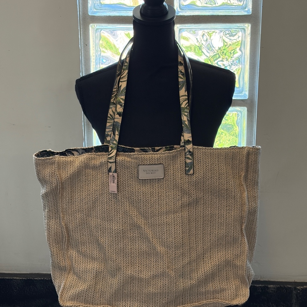 BNWT Victoria Secret Woven Cotton Tropical Tote